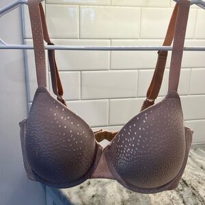 Wacoal underwire  bra in very great shape.